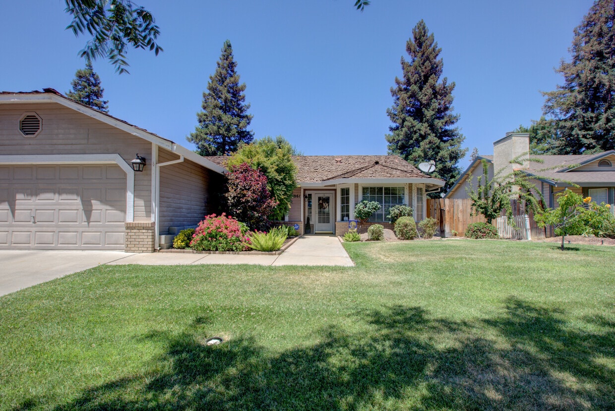 Photo - 1061 E Donna Dr (Merced, CA)