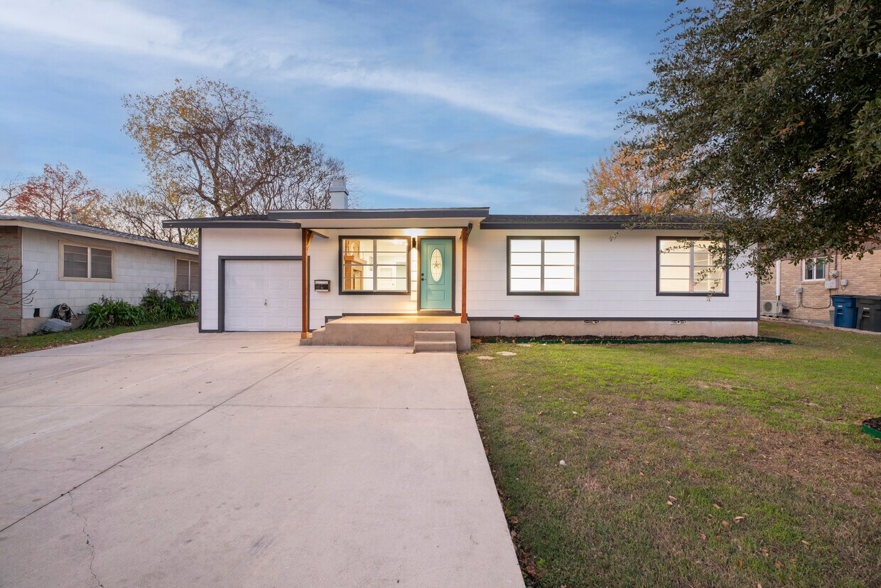 Foto principal - 636 Southeast Terrace