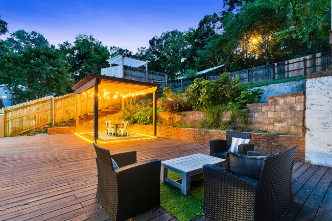 Foto del edificio - 523 Lytle St