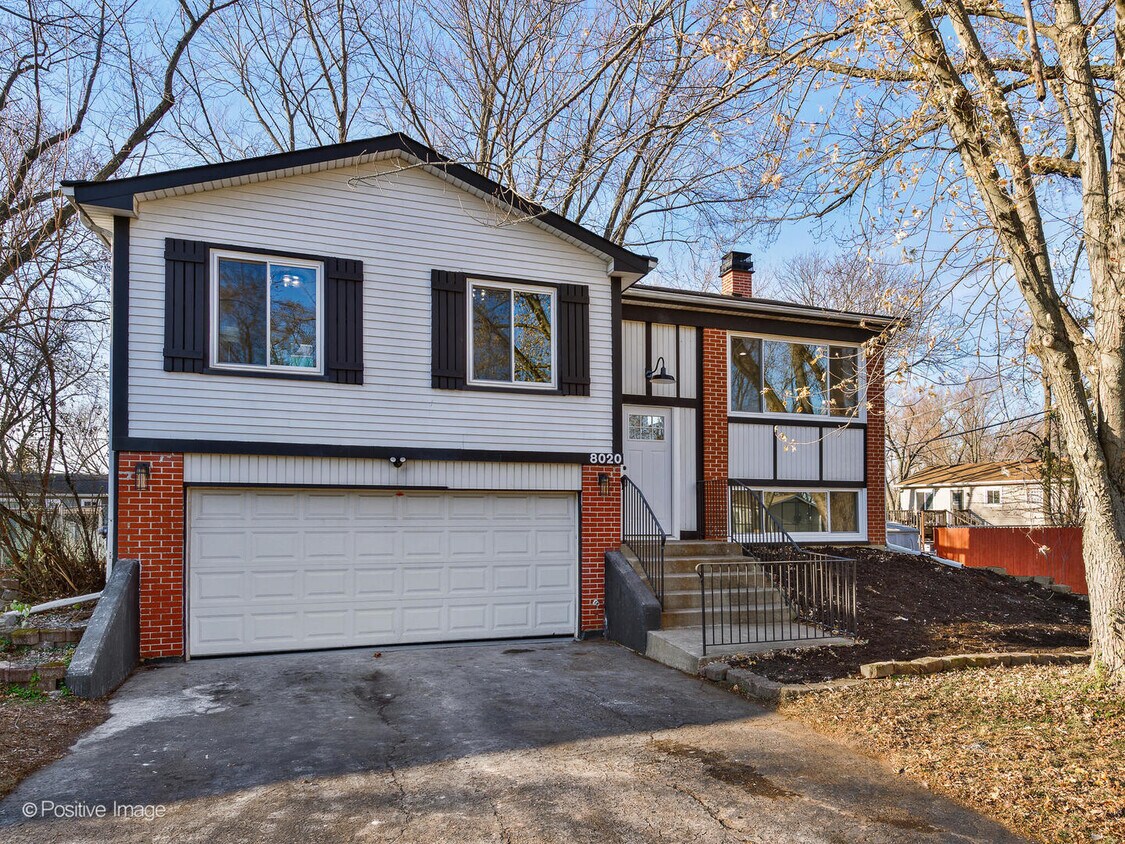 8020 Leawood Ln, Woodridge, IL 60517 House Rental in Woodridge, IL
