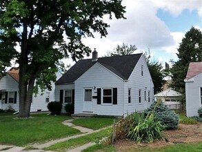 Building Photo - 4113 Vogel Dr