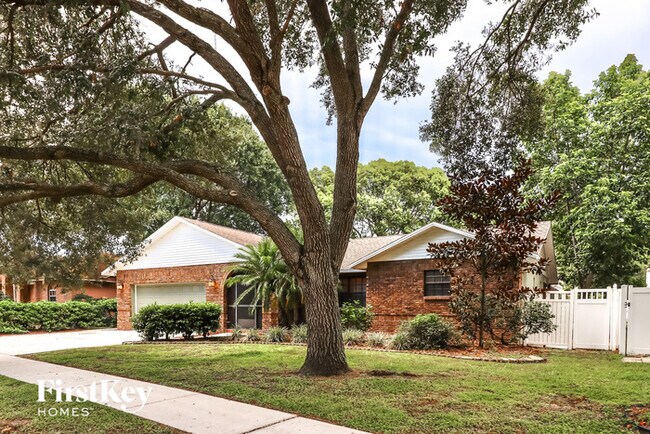 Foto del edificio - 1124 Belladonna Dr