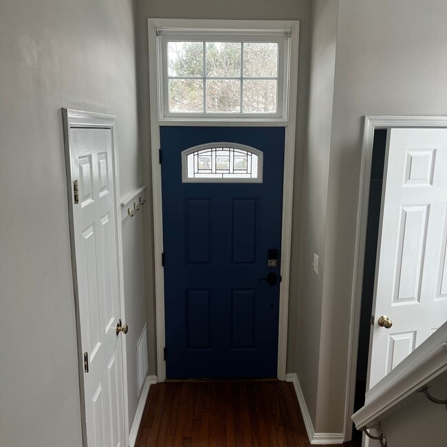 Building Photo - Large 4-bedroom Townhouse Odenton