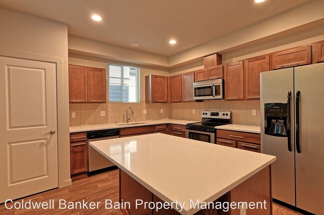 Foto del edificio - 4 br, 3.5 bath House - 1429 - 105th Place ...