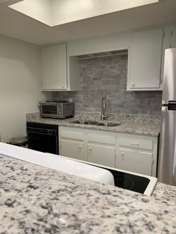 Foto del edificio - 5933 Harvest Hill Rd