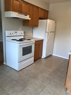 Foto principal - 12409 Manitoba Dr NE