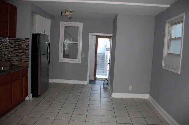 Foto del edificio - 7710 S Greenwood Ave
