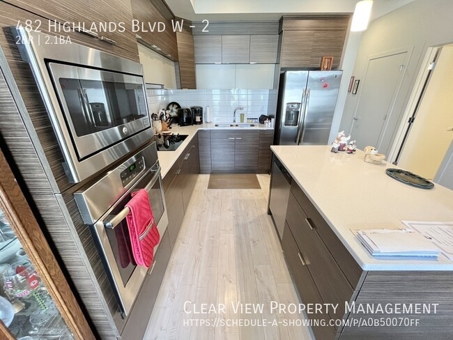 Building Photo - ?? Modern 2-Bedroom, 2.5-Bathroom with Gar...