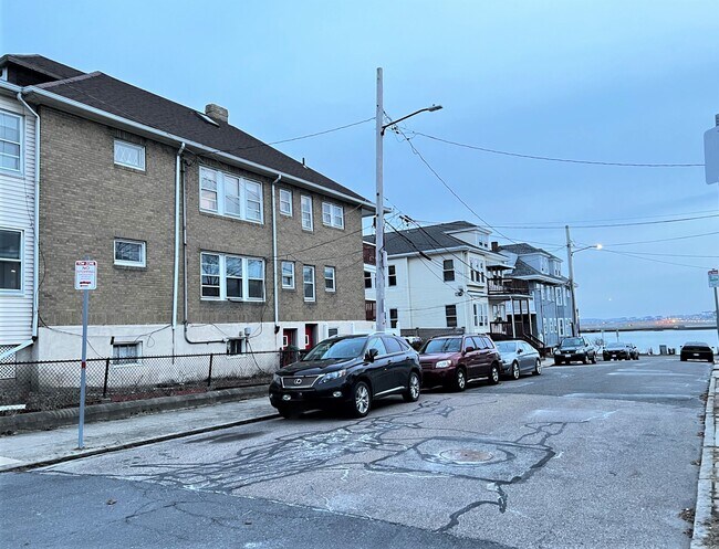 Building Photo - 103 Saint Andrew Rd