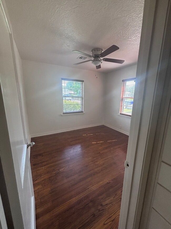 Foto del edificio - 2 Bed/1 bath home near Norman North