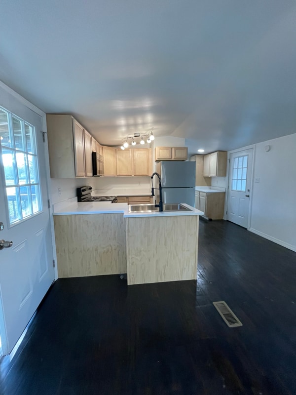 Foto del edificio - 620 W Sunset Dr