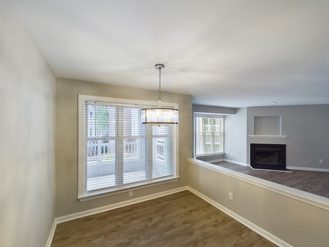 Building Photo - 1041 Wirewood Dr
