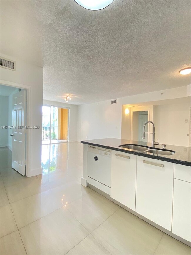 Foto del edificio - 2440 E Preserve Way