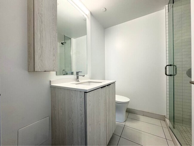 Photo du bâtiment - 2 Bed 2 Bath - Apartment