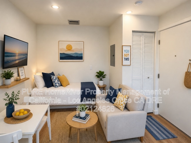 1536 1/2 W 205th St - 1536 1/2 W 205th St House
