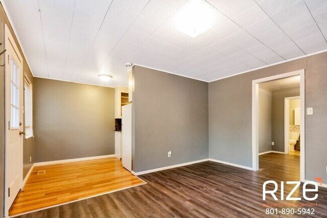 Building Photo - 672 N 1300 W