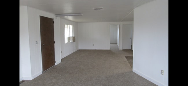 Foto del edificio - 5810 Krebs Rd