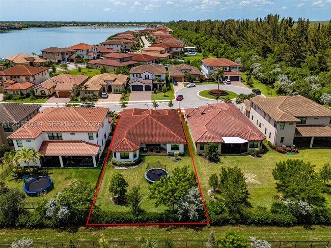 Building Photo - 12835 Bayside Ct