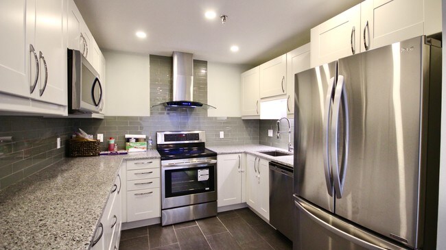 Kitchen - 3920 Mystic Valley Pkwy