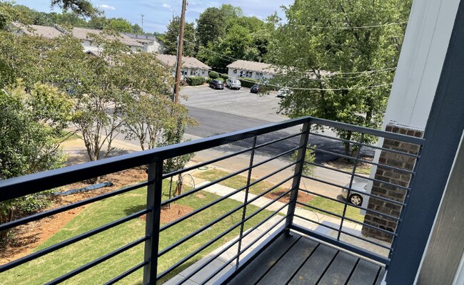 Foto del edificio - 4124 Castleton Rd