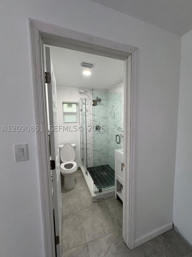 Foto del edificio - 1416 SW 27th St