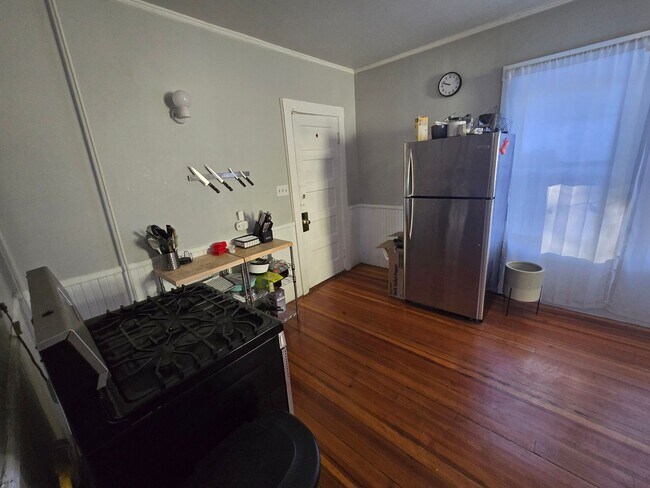 Foto del edificio - Pet friendly - Big Yard - Free on site Laundry - Oak Square