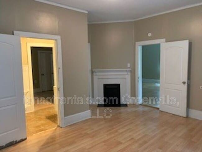 Building Photo - 140 4th St