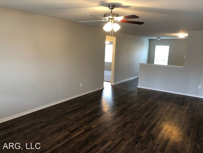 Foto del edificio - 4 br, 2 bath House - 104 Westwood Drive
