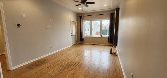 Foto del edificio - 5014 S Christiana Ave