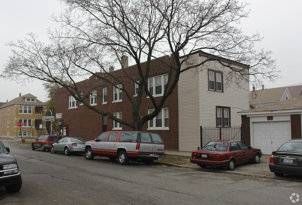 3932 S Rockwell St, Chicago, IL 60632 Apartments in Chicago, IL