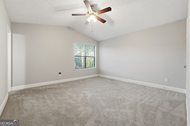 Building Photo - 2623 Laurel View Dr