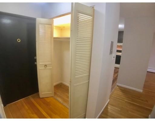 Building Photo - 60 Lewis St