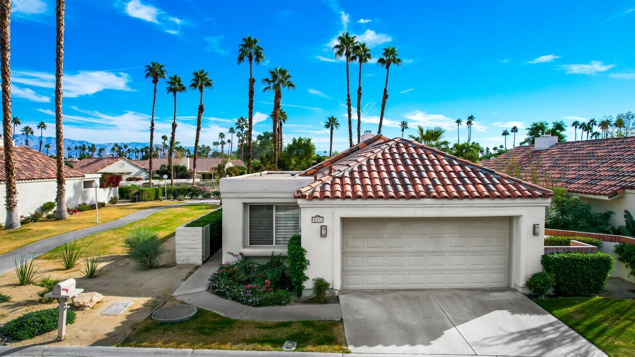 Primary Photo - 43772 Cll Las Brisas W