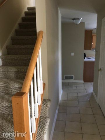 Foto del edificio - 3 br, 2.5 bath Townhome - 127 Newman Rd