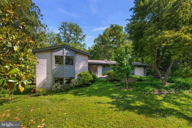 Building Photo - 3011 Sevor Ln