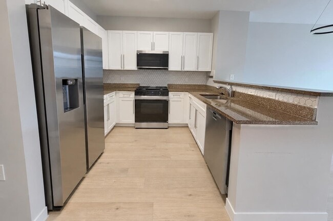 Building Photo - 4 Constellation Pl