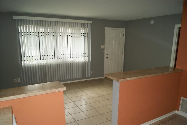 Foto del edificio - 5538 Holly St