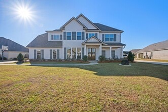 Building Photo - 271 Hemlock Dr