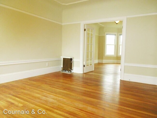 Building Photo - 1520 Greenwich St
