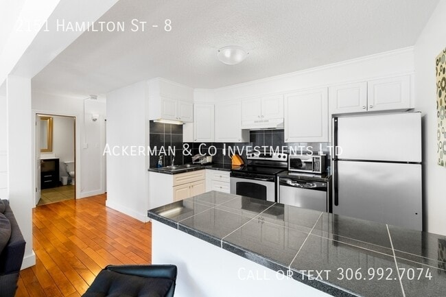 Building Photo - 2151 Hamilton St