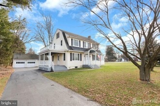 Building Photo - 3728 US-1