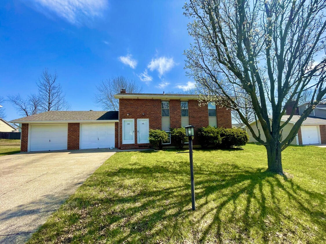 Foto principal - 442 N Shiloh Ave