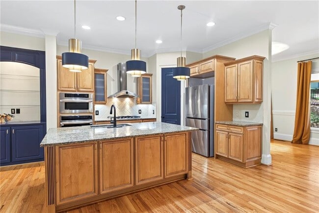 Foto del edificio - 395 Laurent St NW