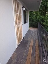 Building Photo - 3704 Sapphire Dr