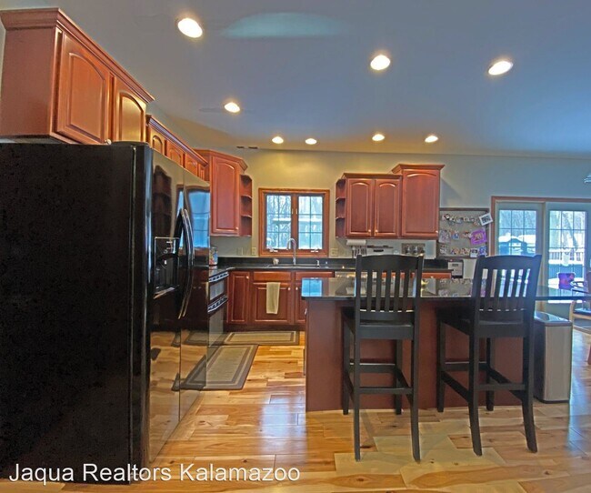 Foto del edificio - 4 br, 3.5 bath House - 7270 Owen Drive
