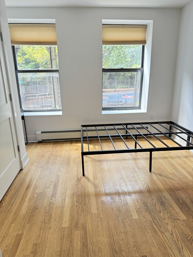Building Photo - 305 W 150th St