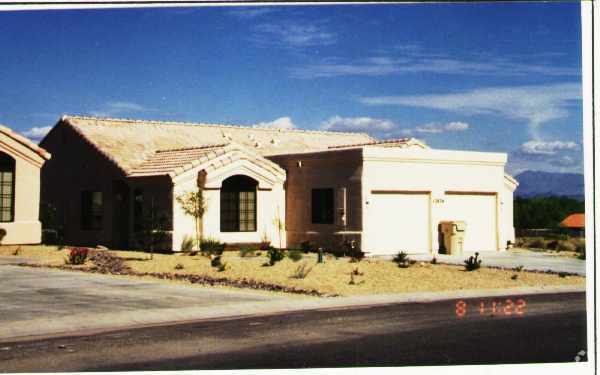 Building Photo - 13834 N Cambria Dr