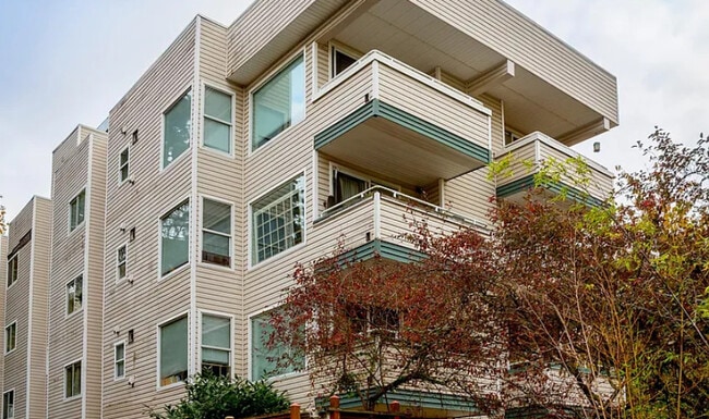 Building Photo - 3618 Evanston Ave