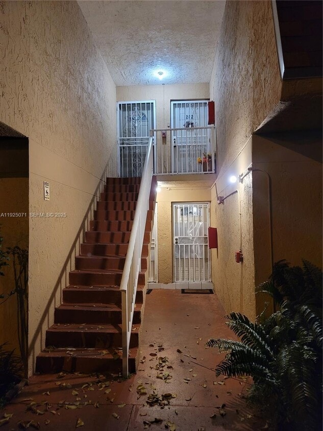 Primary Photo - 200 NW 107th Ave