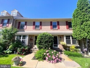 Building Photo - 618 Shropshire Dr